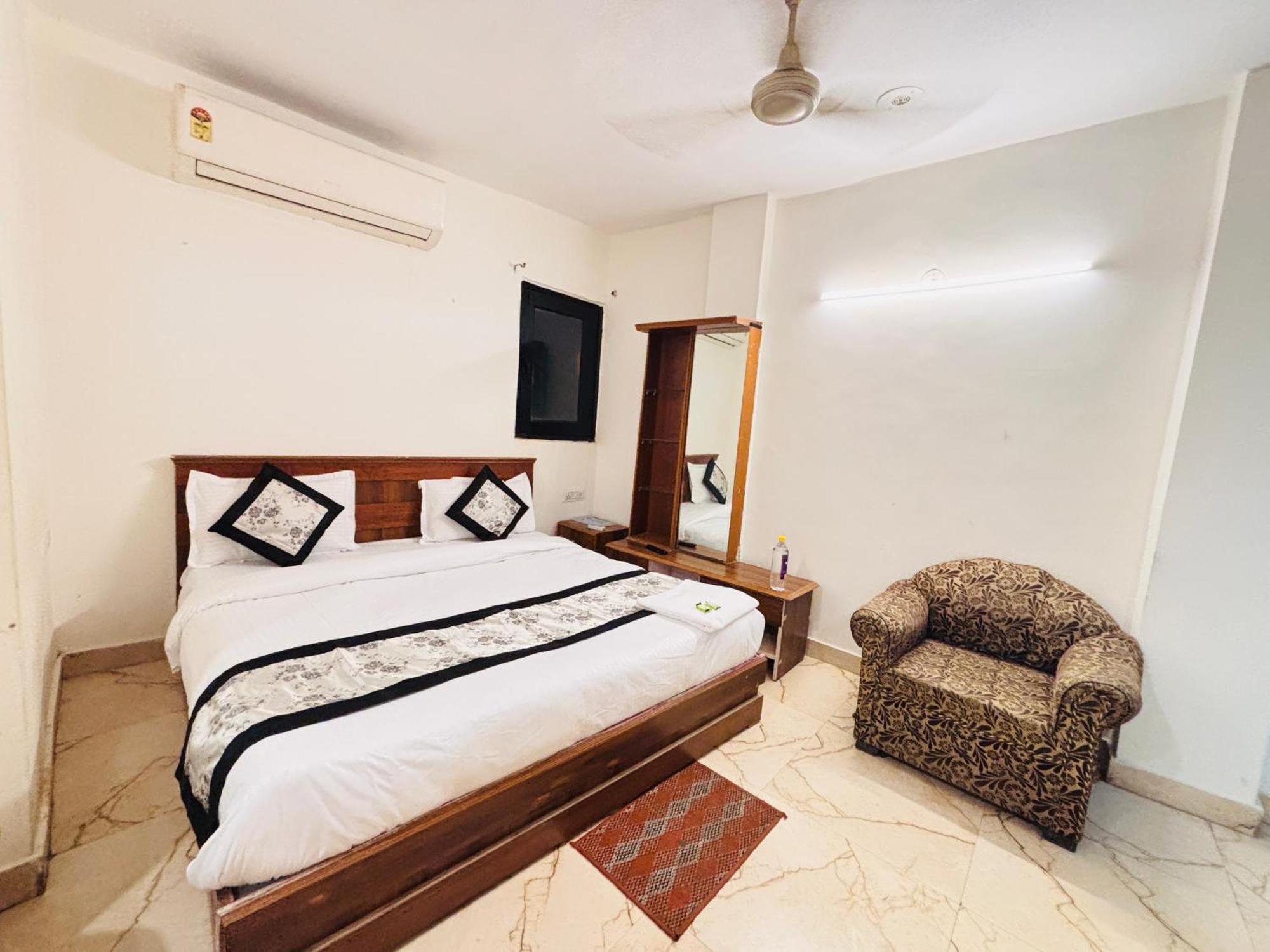 Hotel Hauz Khas - Near And *
